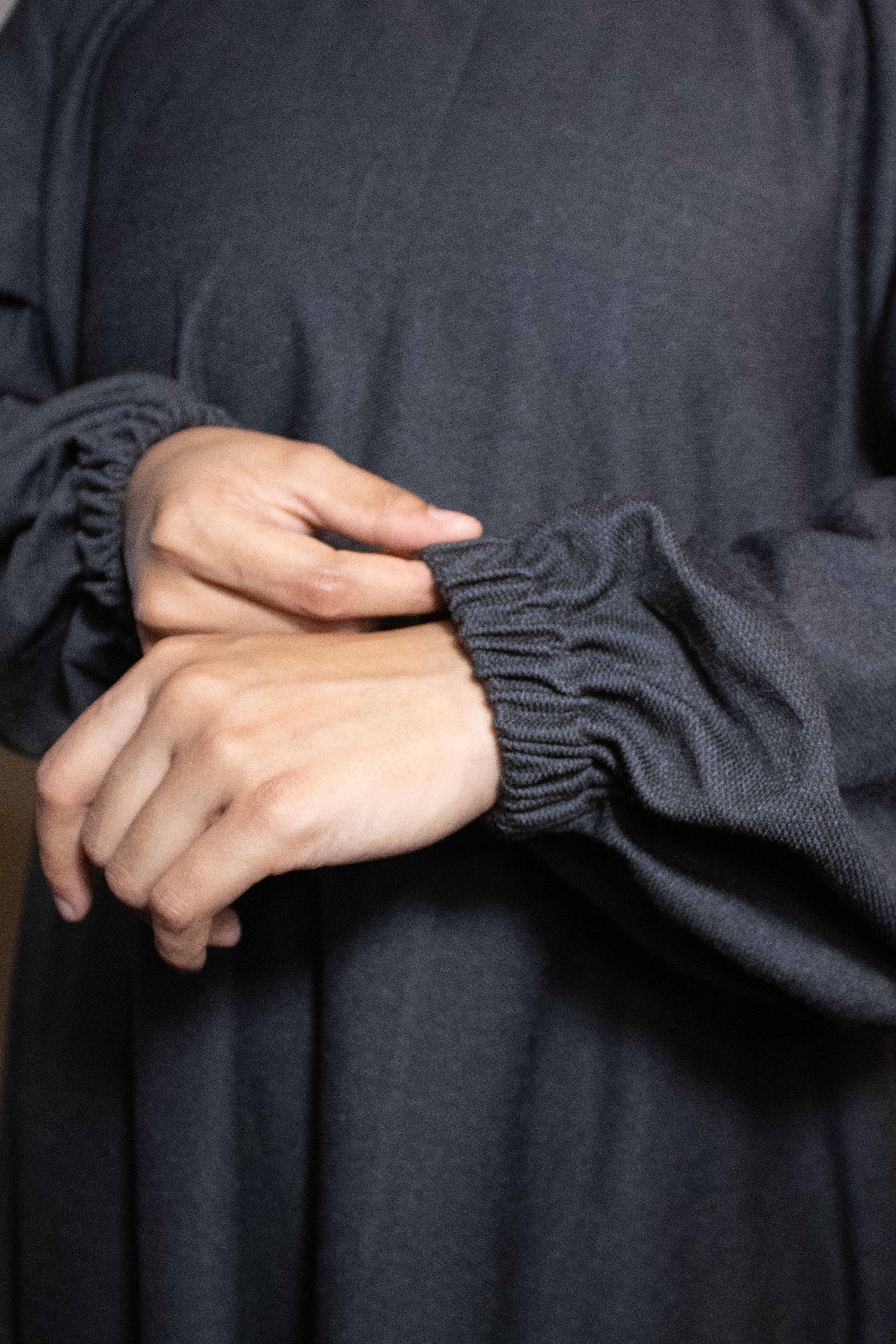 Dark Grey Cuff Sleeve Abaya
