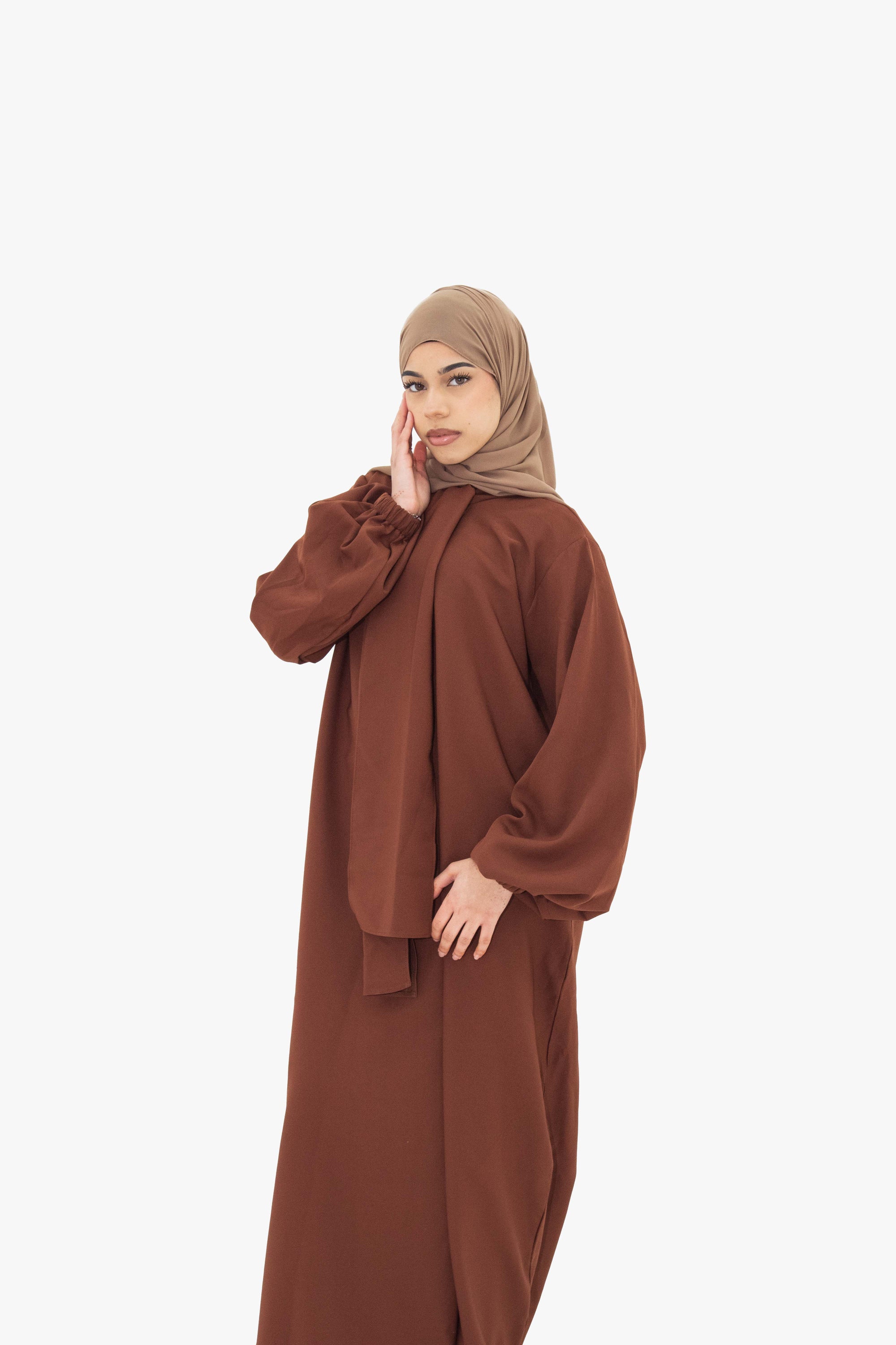 Hazelnut Front Neck Tie Abaya